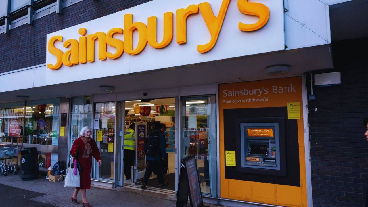 Tarjeta Everyday: Consigue la mejor oferta de Sainsbury’s Bank 2025